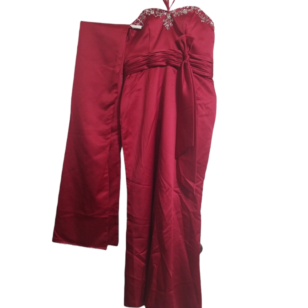 Formal red dress🧚‍♀️